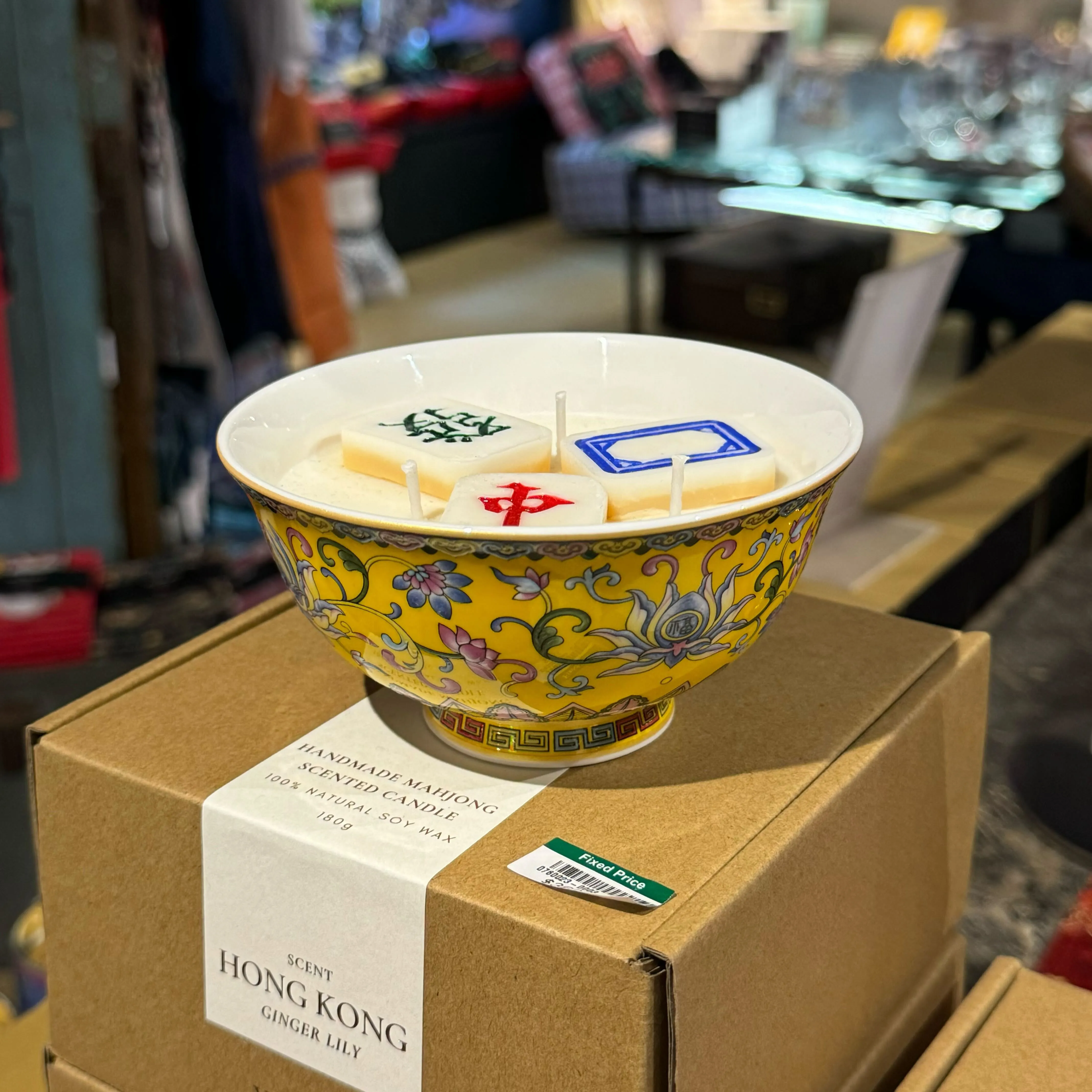 Chinese Bowl with Mahjong tiles candle