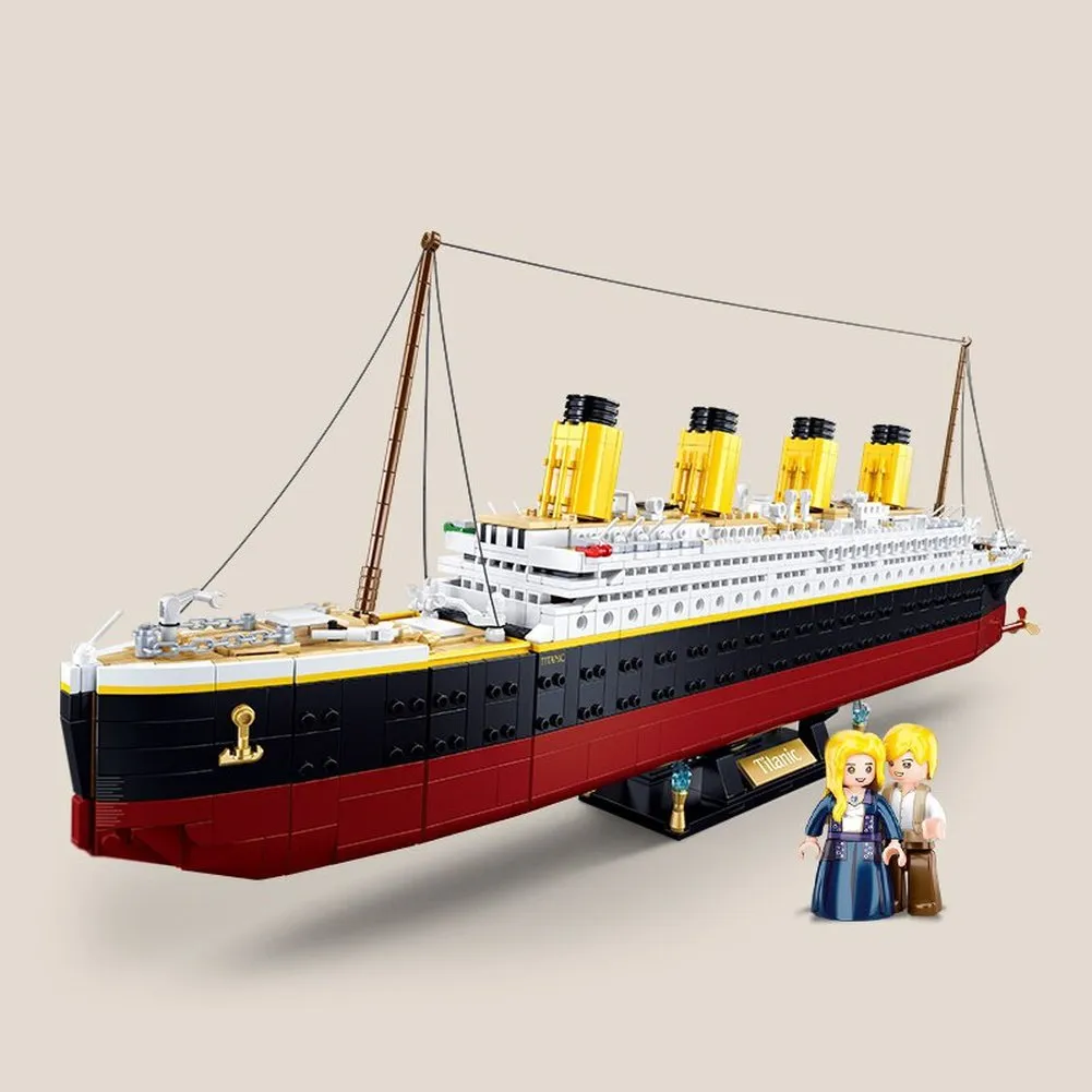 MOC  Compatible  Building Block Toys Titanic 2401 PCS Bricks Scale 1:350 B1122 Compatbile With Leading Brands Big Ship Construction Kits